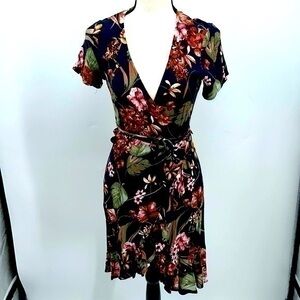 NWT Guess floral navy blue wrap around mini dress size XS